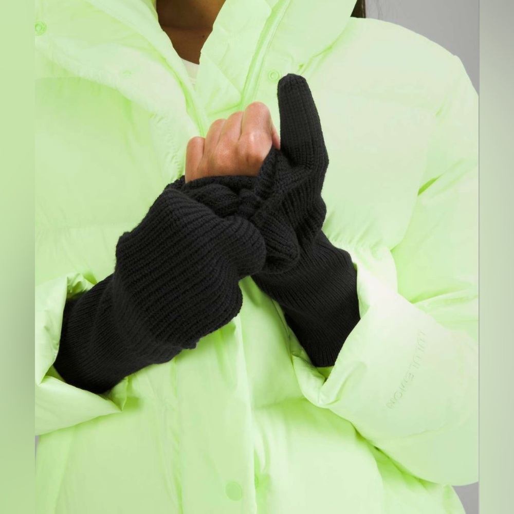 Lululemon Mittens 🌟NWT🌟 Ribbed Merino Wool Blend Knit Black Sz XS/S & M/L - Picture 2 of 4